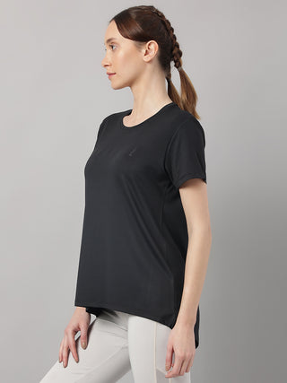 HUSTLE WOMEN BLACK DRI-FIT RELAXED FIT T-SHIRT