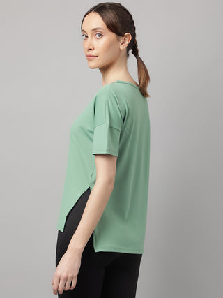 HUSTLE WOMEN GREEN DRI-FIT RELAXED FIT T-SHIRT