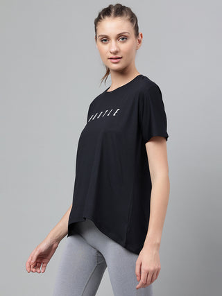 HUSTLE WOMEN BLACK DRI-FIT RELAXED FIT T-SHIRT